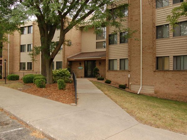 1887 Silver Bell Road, Unit 318, Eagan, MN 55122