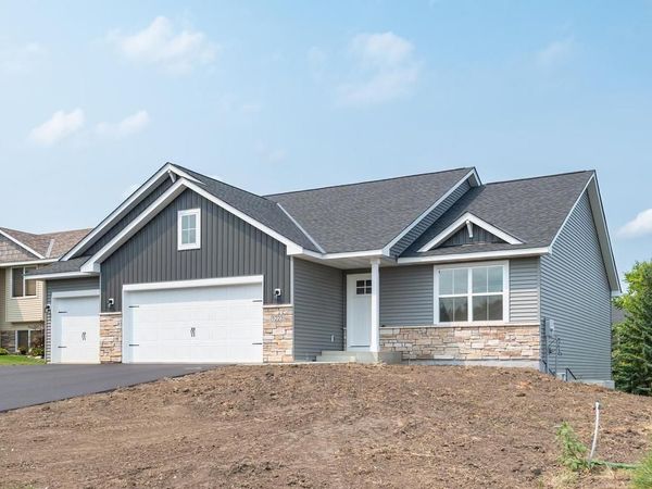 1223 Olivia Street SE, New Prague, MN 56071