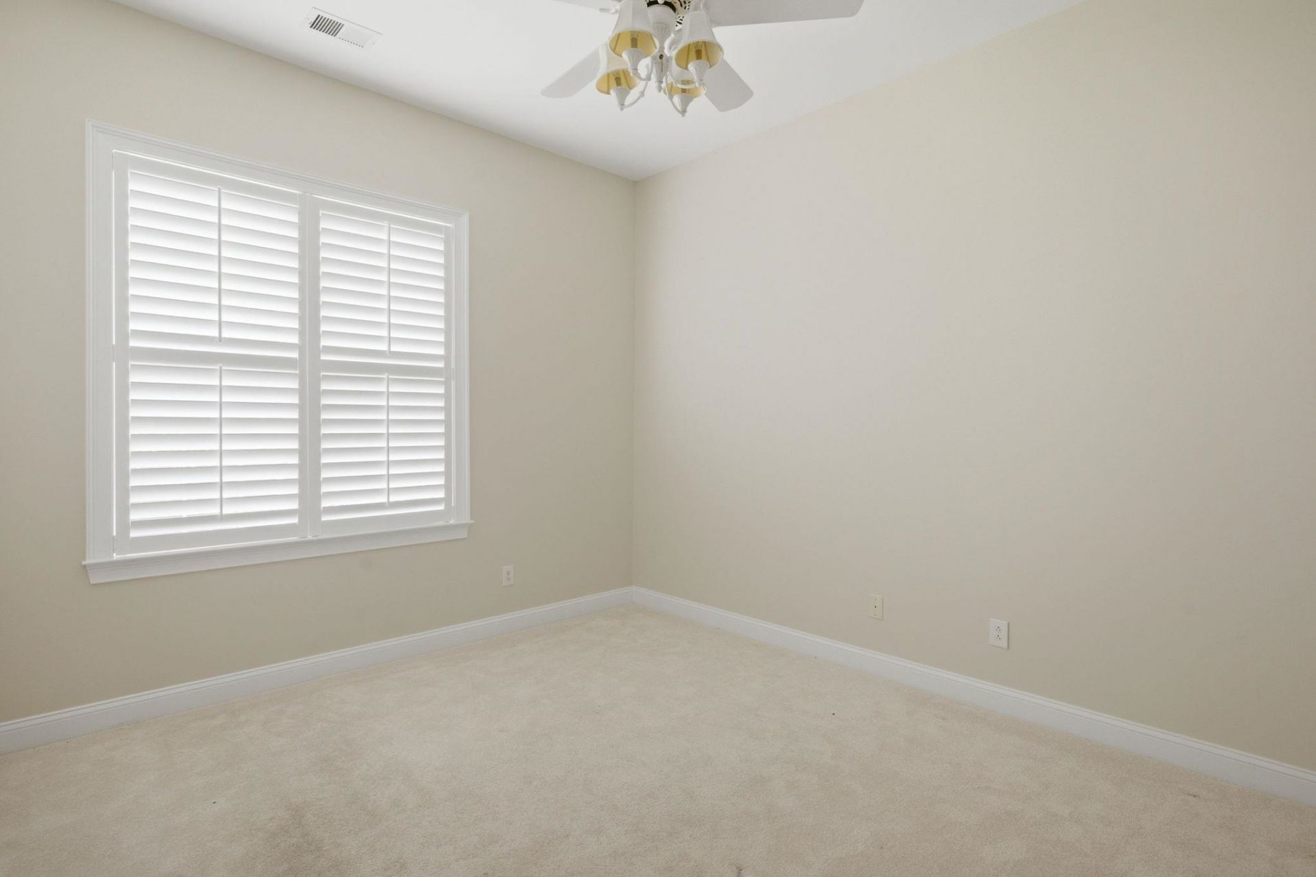 5304 Pheasant Dr. Photo 22