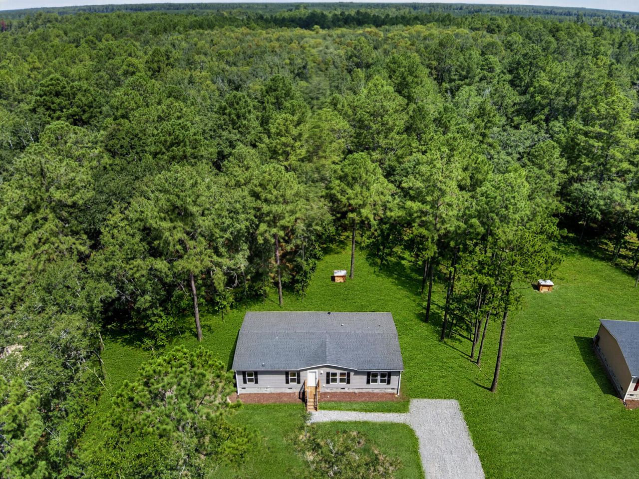 270 Saturn Lane Photo 2