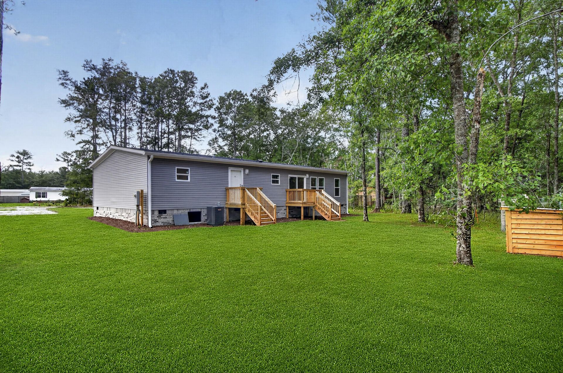 270 Saturn Lane Photo 26