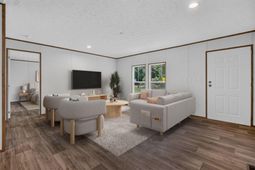 270 Saturn Lane photo 4