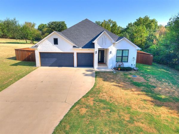 11127 E Sewell Avenue, Choctaw, OK 73020