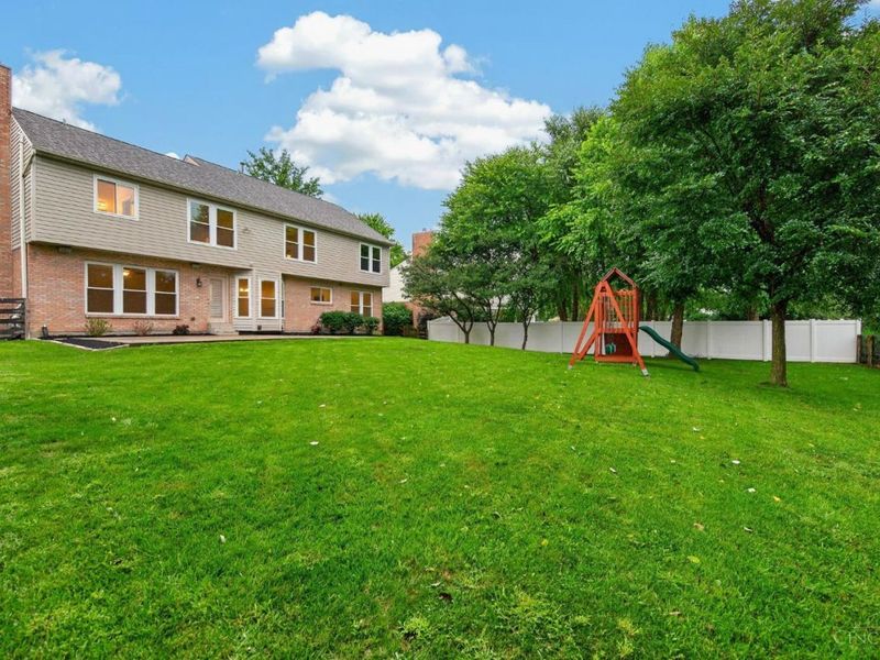 10203 Meadowknoll Drive, Symmes Township, OH 45140 Photo 35
