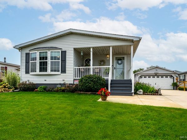 22942 S Glen Eagle Drive, Frankfort, IL 60423