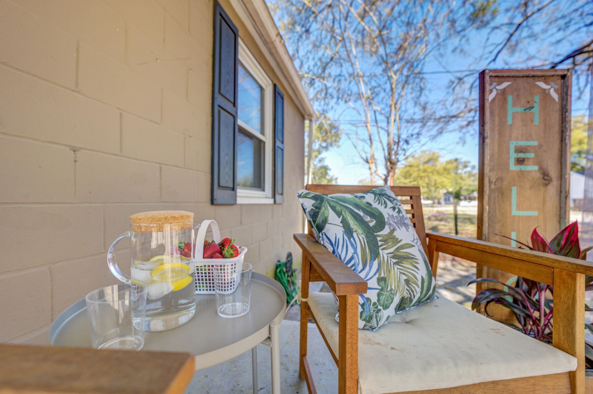 4545 Holly Street Photo 10