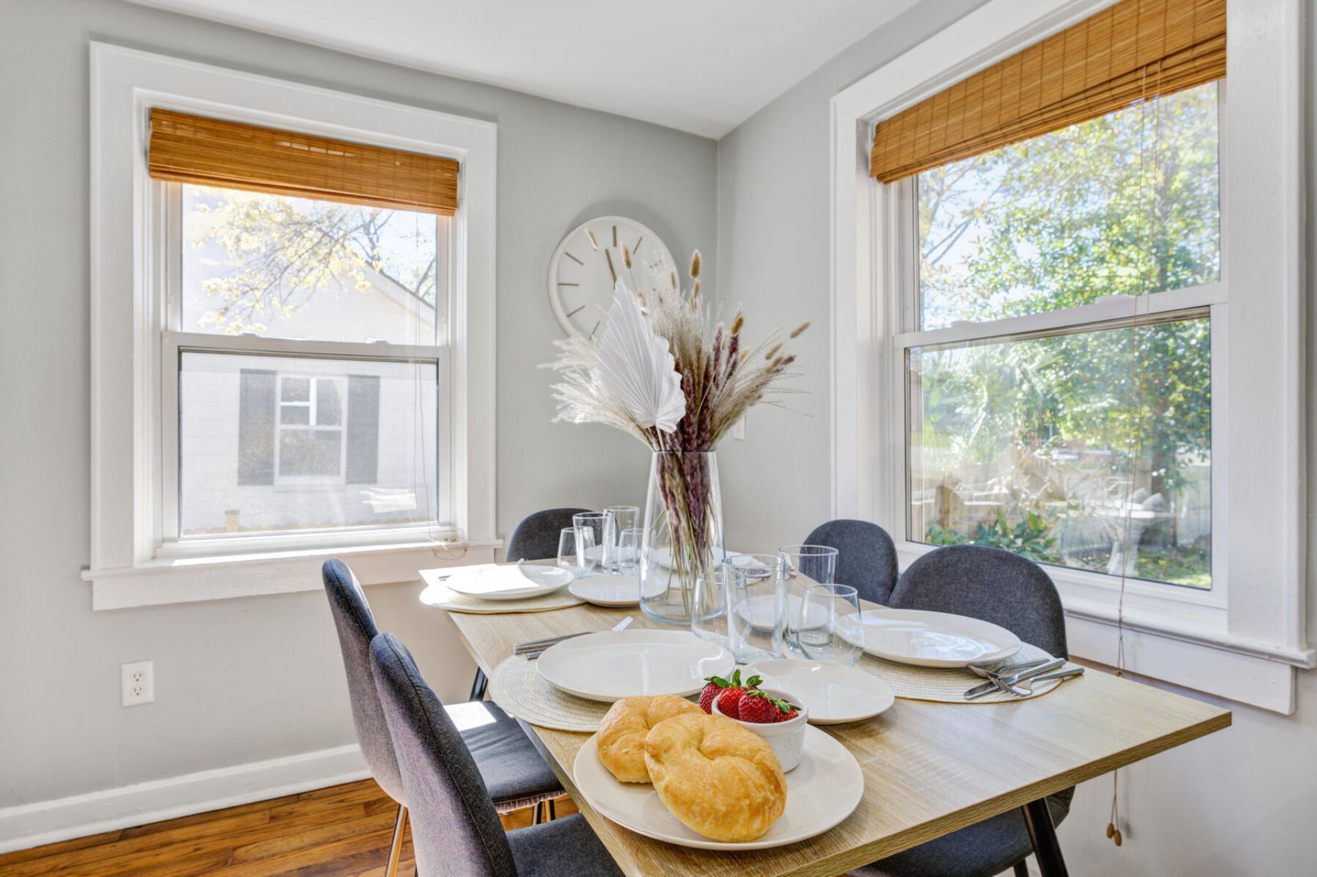 4545 Holly Street Photo 19