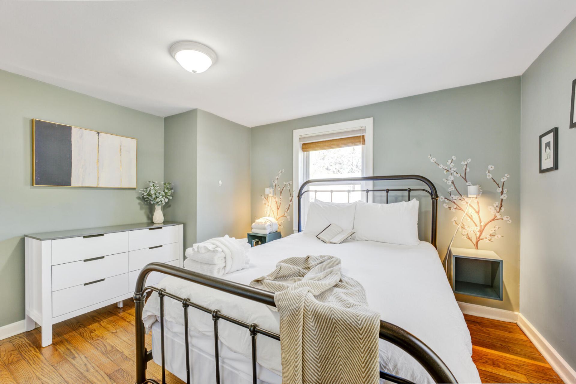 4545 Holly Street Photo 26