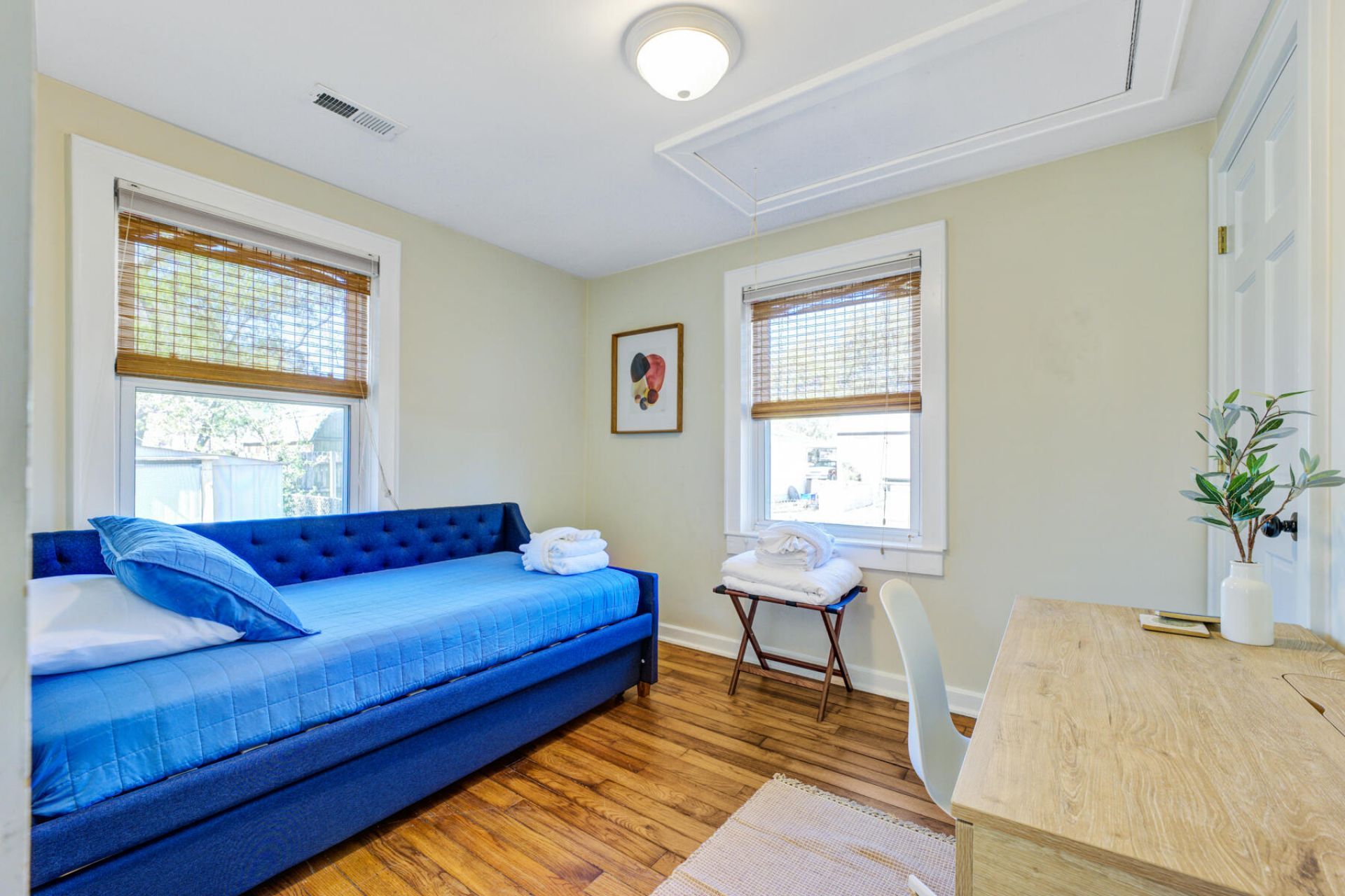 4545 Holly Street Photo 30