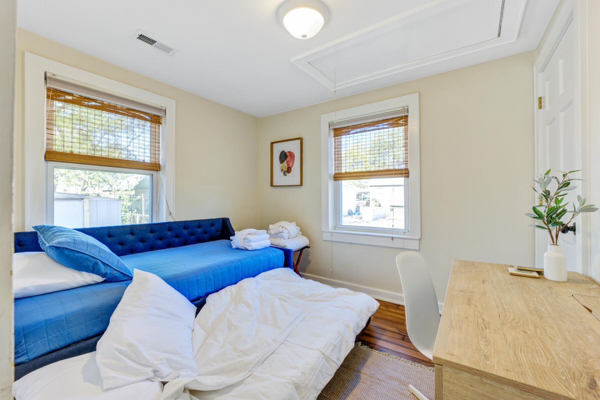 4545 Holly Street Photo 31