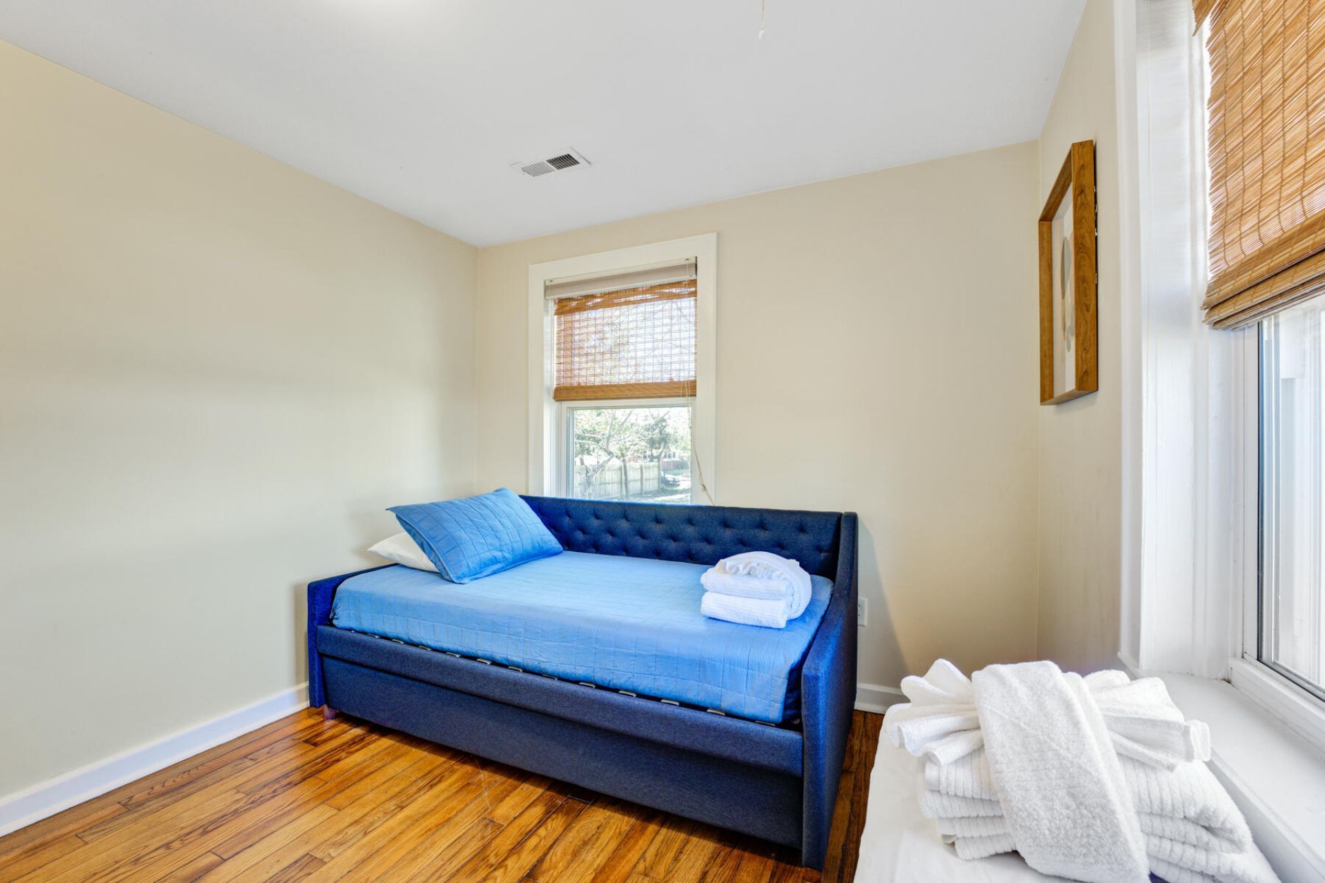 4545 Holly Street Photo 32