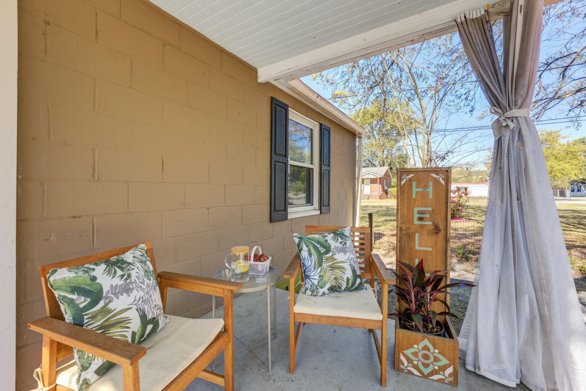 4545 Holly Street Photo 8