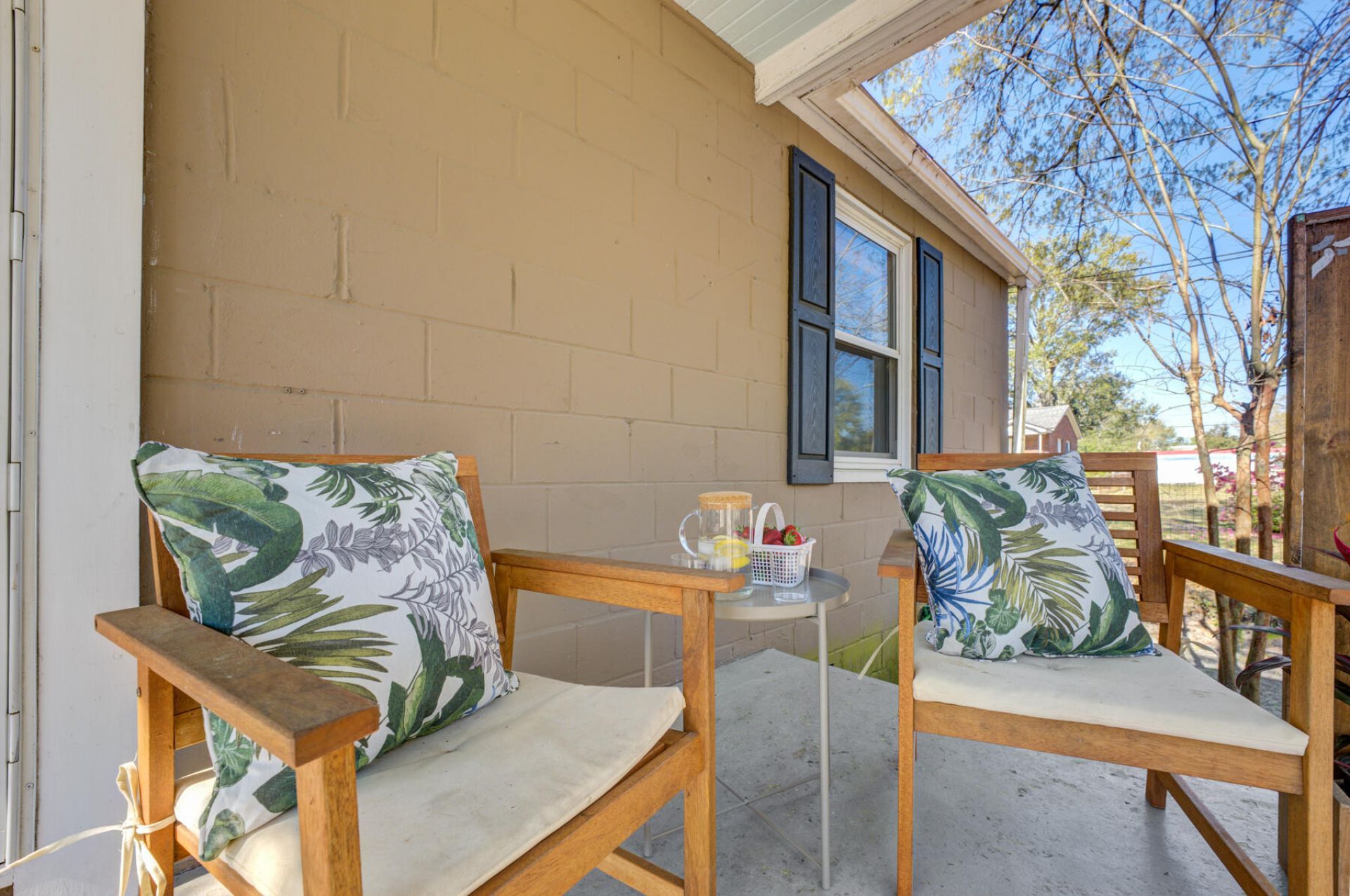4545 Holly Street Photo 9