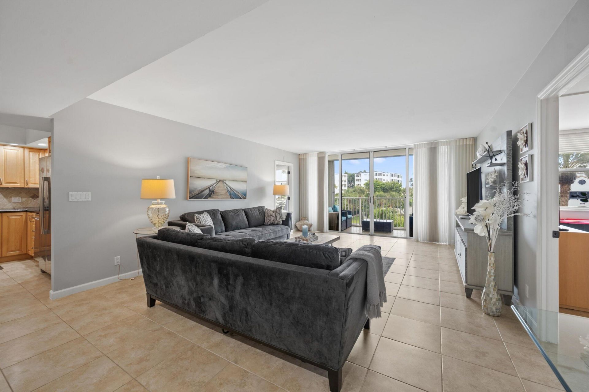 2860 S Ocean Boulevard, Unit 316, Palm Beach, FL 33480 Photo