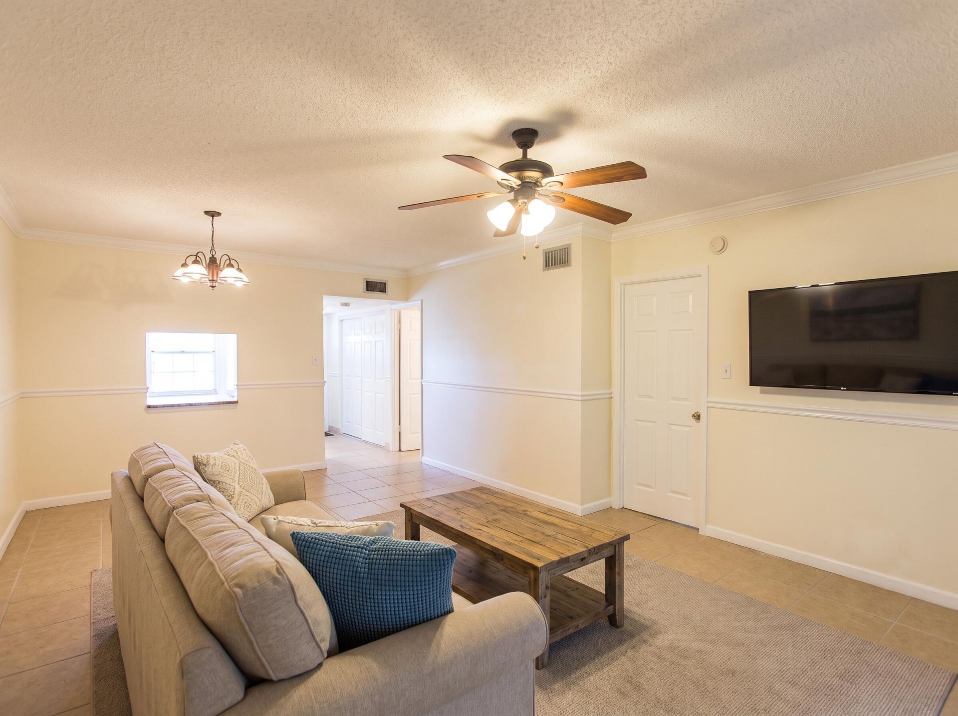 551 NW 80th Avenue, Unit 203, Margate, FL 33063 Photo