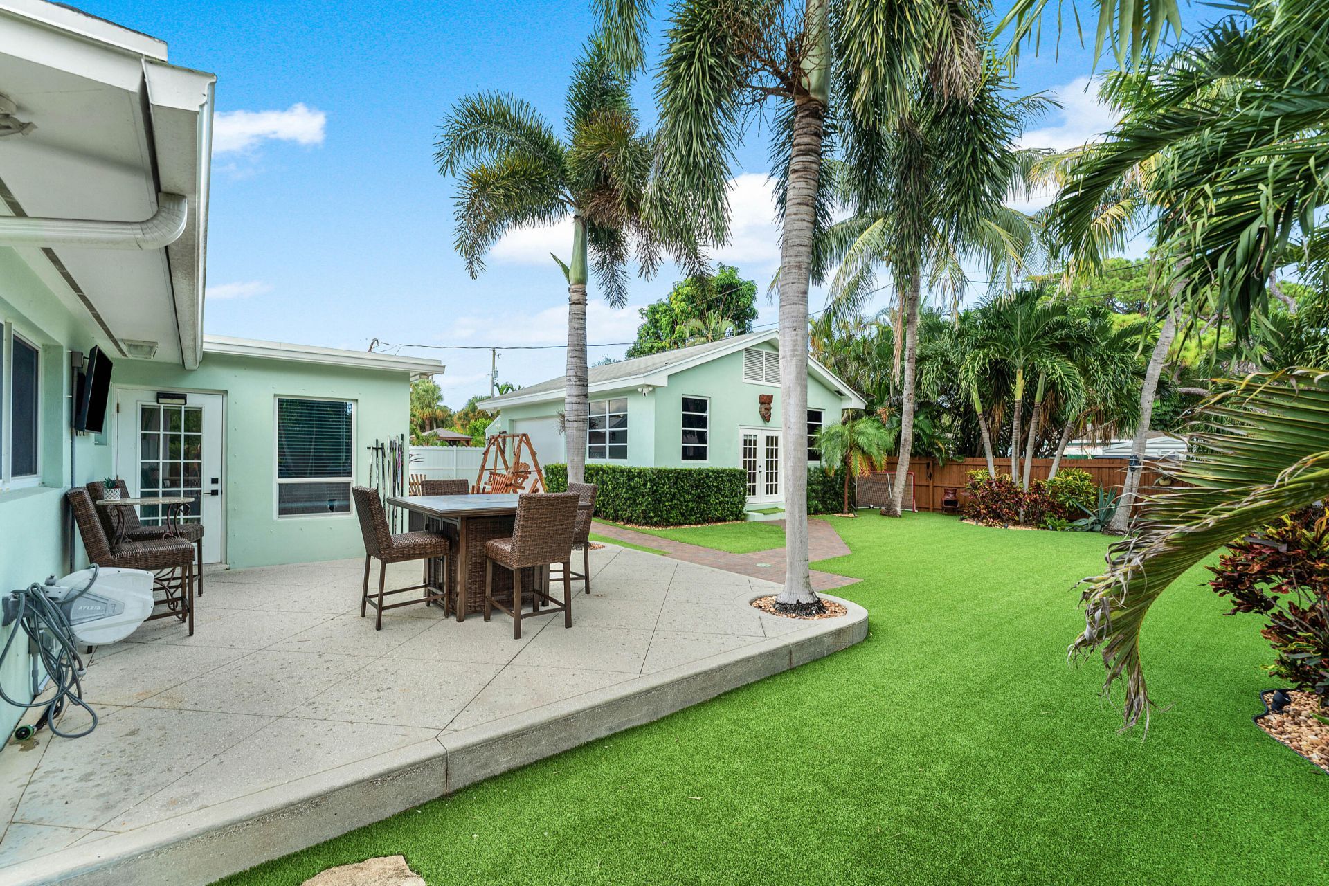819 6th Street, Lake Park, FL 33403 Photo