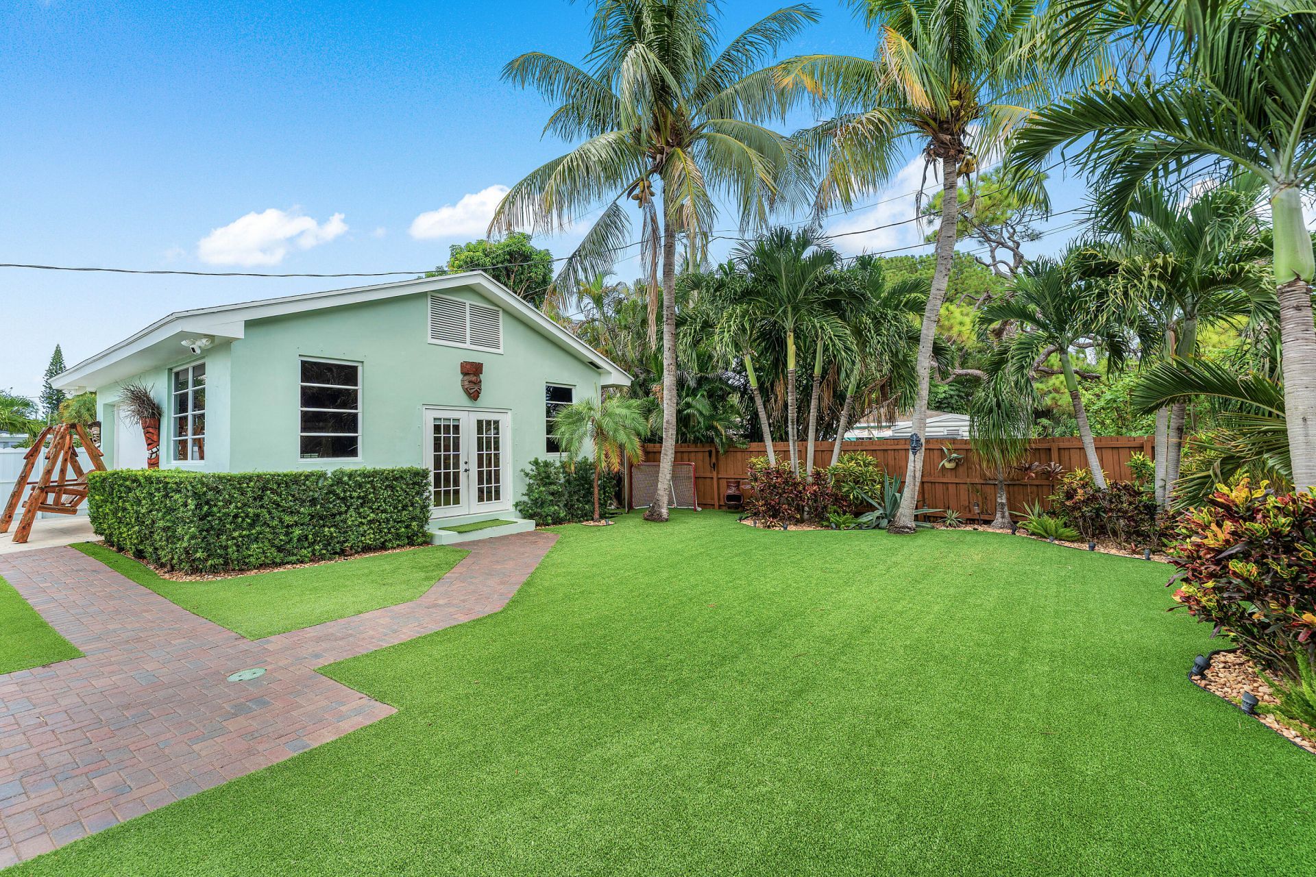 819 6th Street, Lake Park, FL 33403 Photo