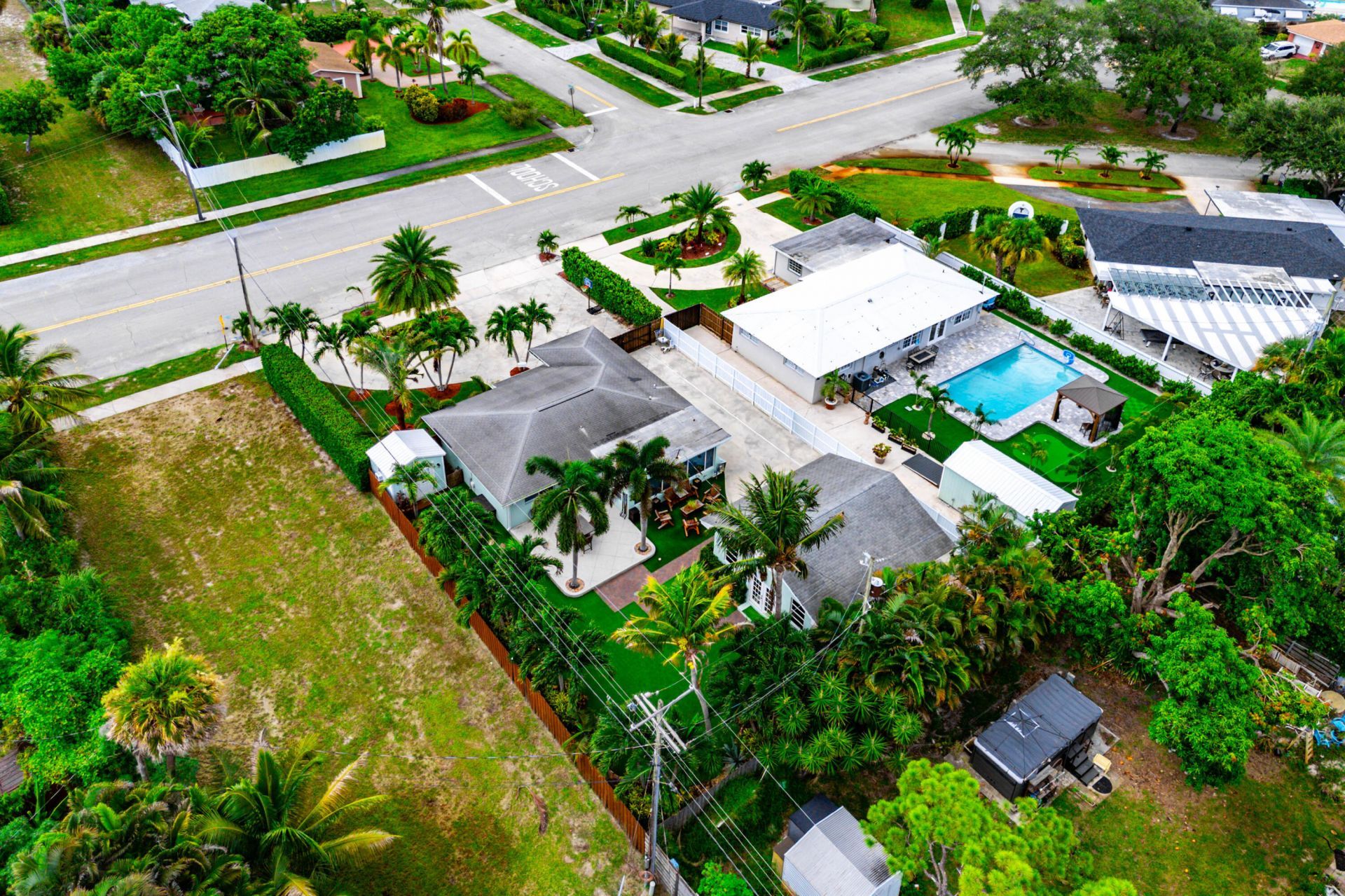 819 6th Street, Lake Park, FL 33403 Photo