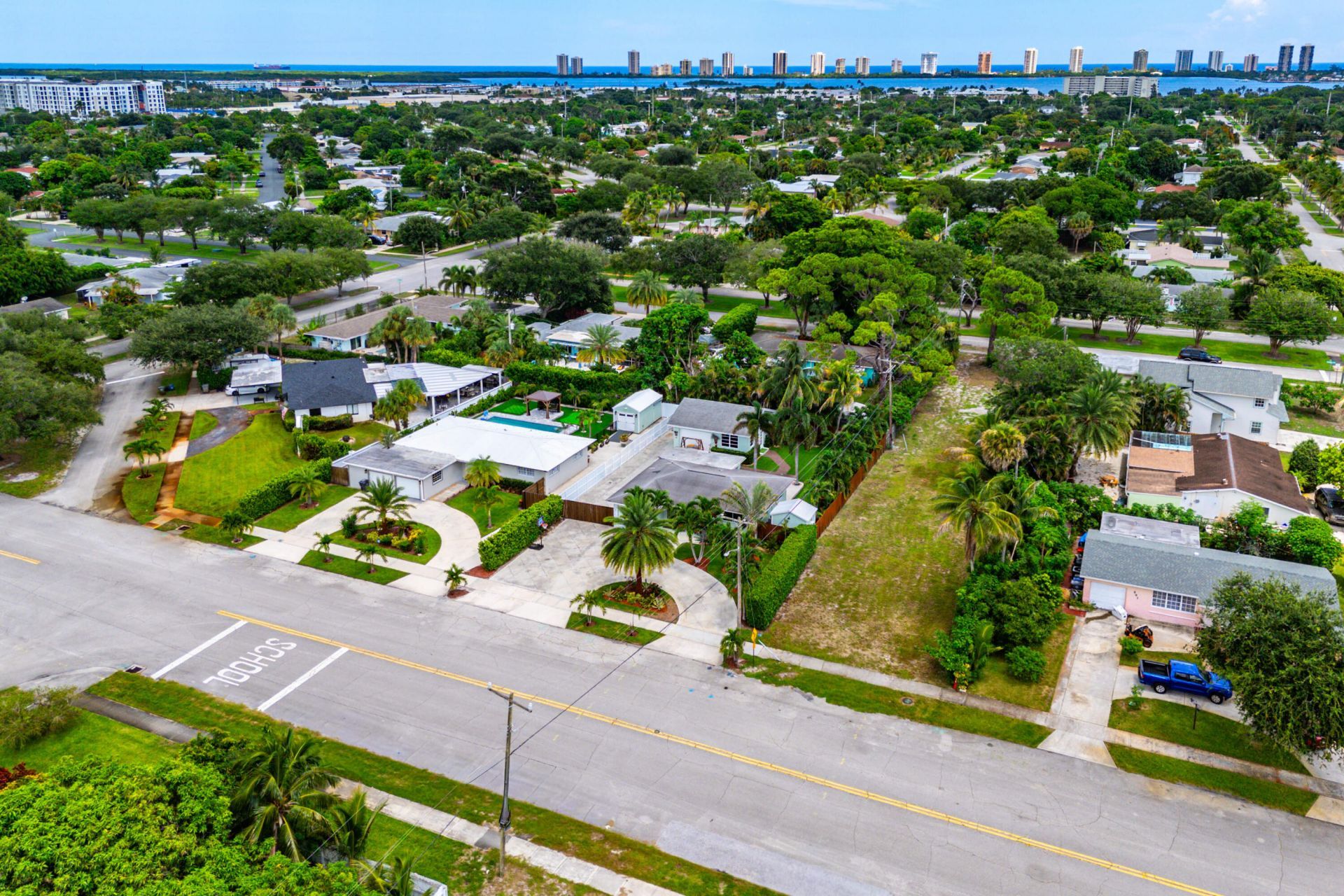 819 6th Street, Lake Park, FL 33403 Photo
