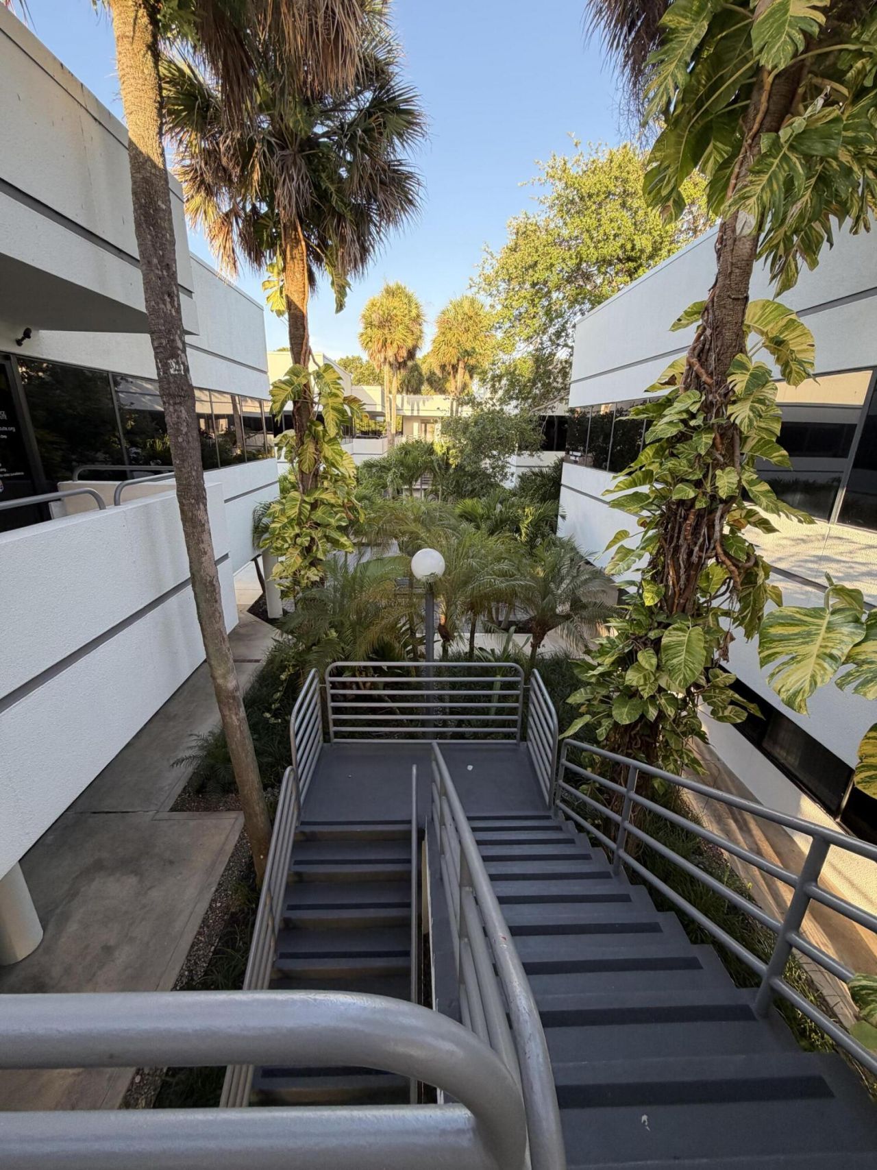 5610 Pga Boulevard, Unit 214, Palm Beach Gardens, FL 33418 Photo