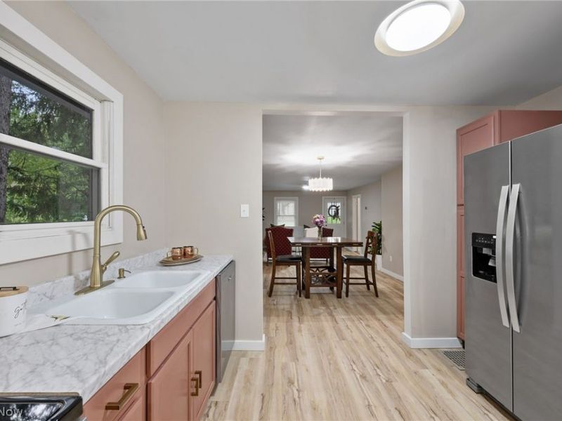 174 Killian Road, Akron, OH 44319 Photo 10