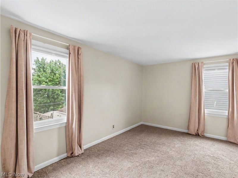 329 Pierce Avenue, Cuyahoga Falls, OH 44221 Photo 14