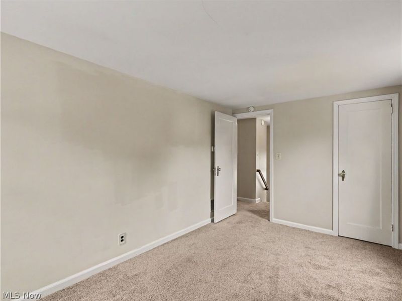 329 Pierce Avenue, Cuyahoga Falls, OH 44221 Photo 15