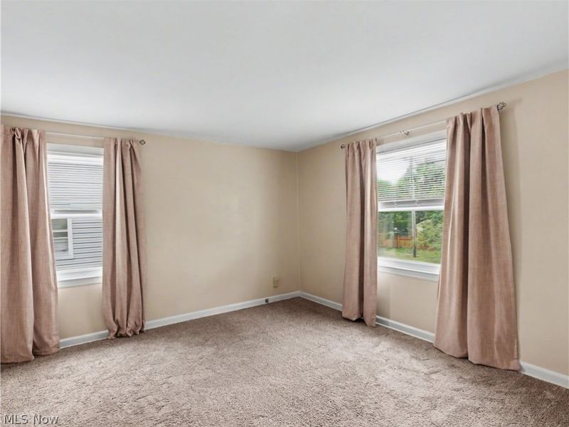 329 Pierce Avenue, Cuyahoga Falls, OH 44221 Photo 16