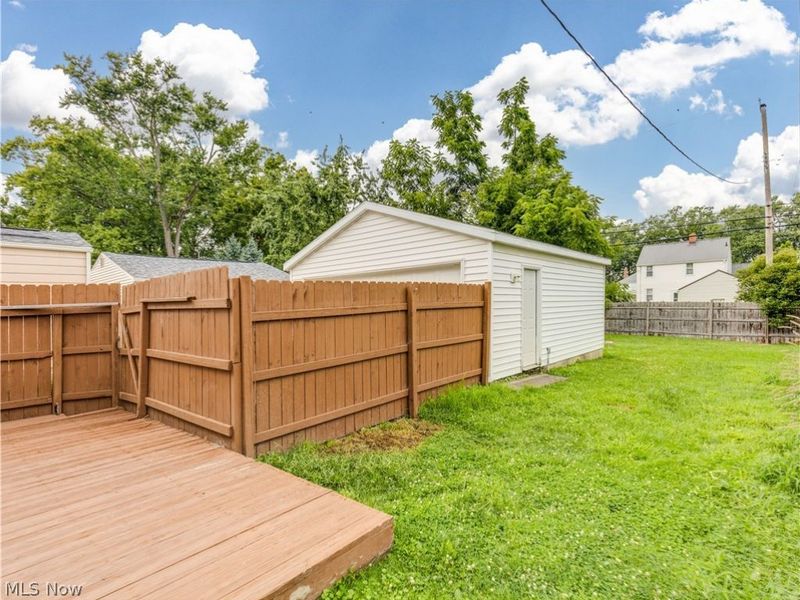 329 Pierce Avenue, Cuyahoga Falls, OH 44221 Photo 22