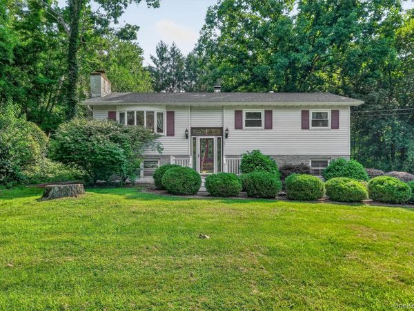 37 Julie Drive , Hopewell Junction, NY 12533