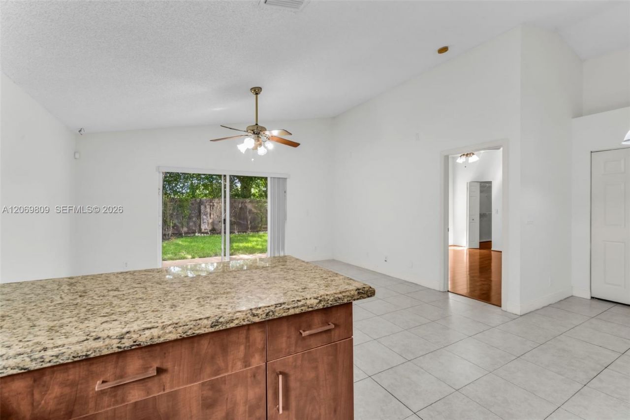 2230 NW 145th Ave , Pembroke Pines, FL 33028 Photo