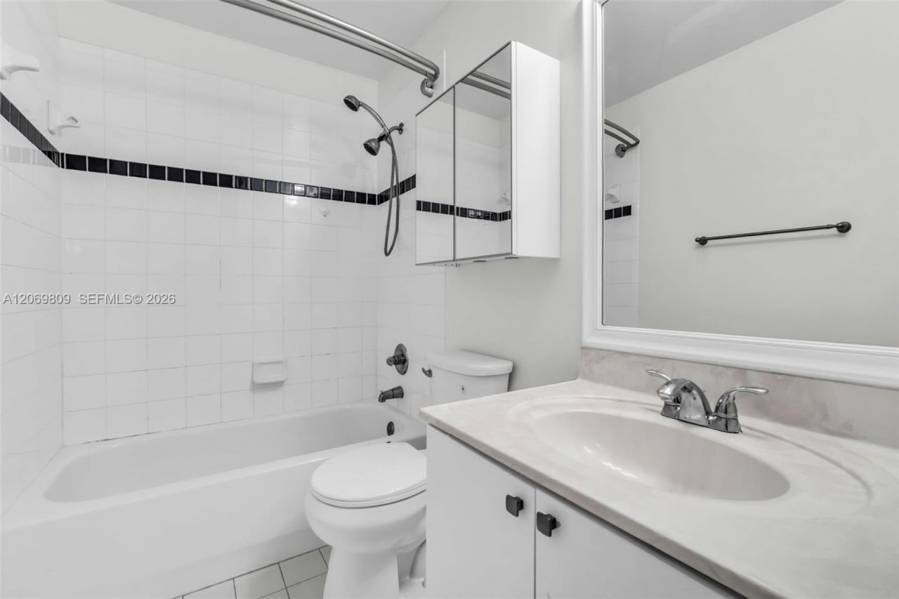 2230 NW 145th Ave , Pembroke Pines, FL 33028 Photo