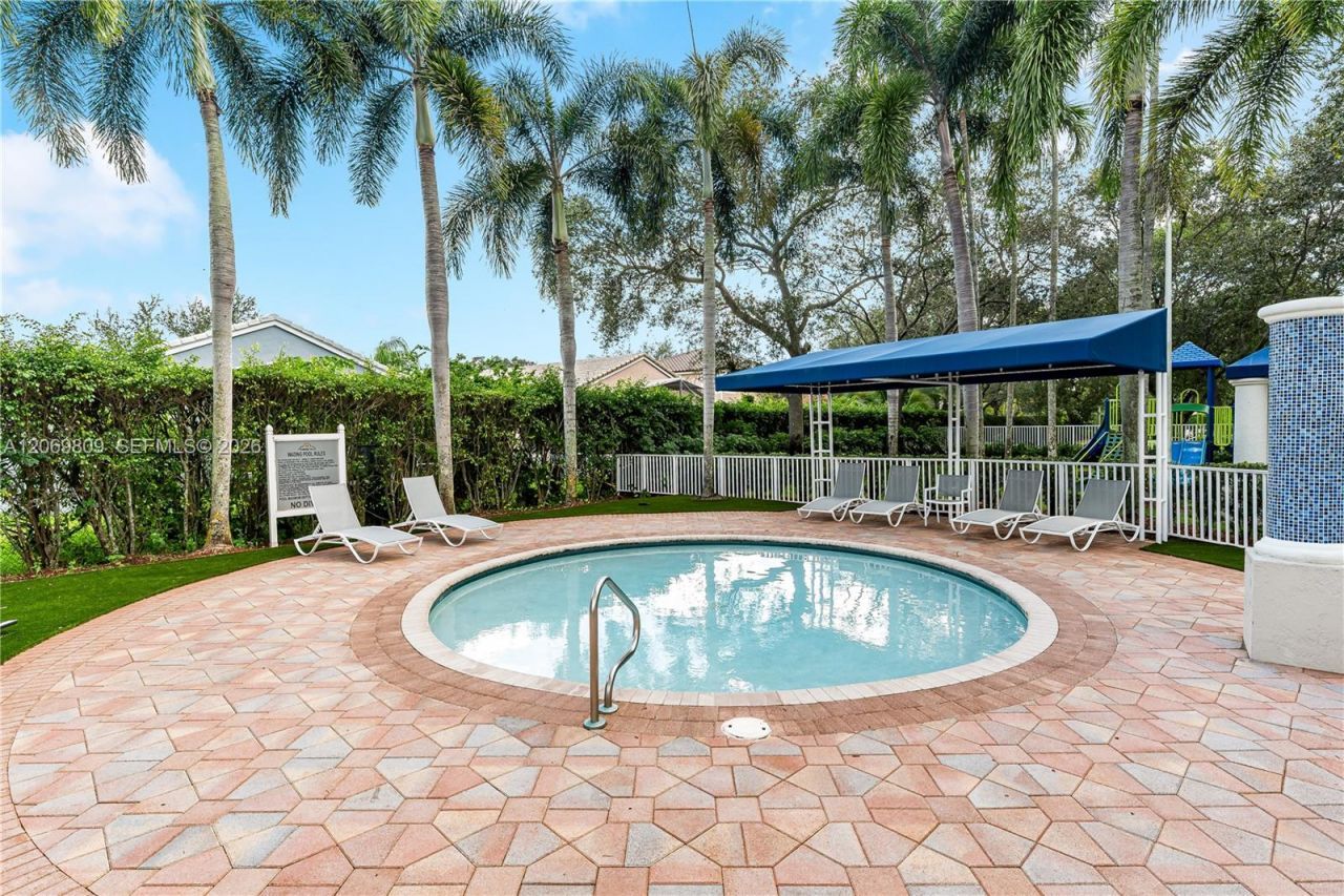 2230 NW 145th Ave , Pembroke Pines, FL 33028 Photo