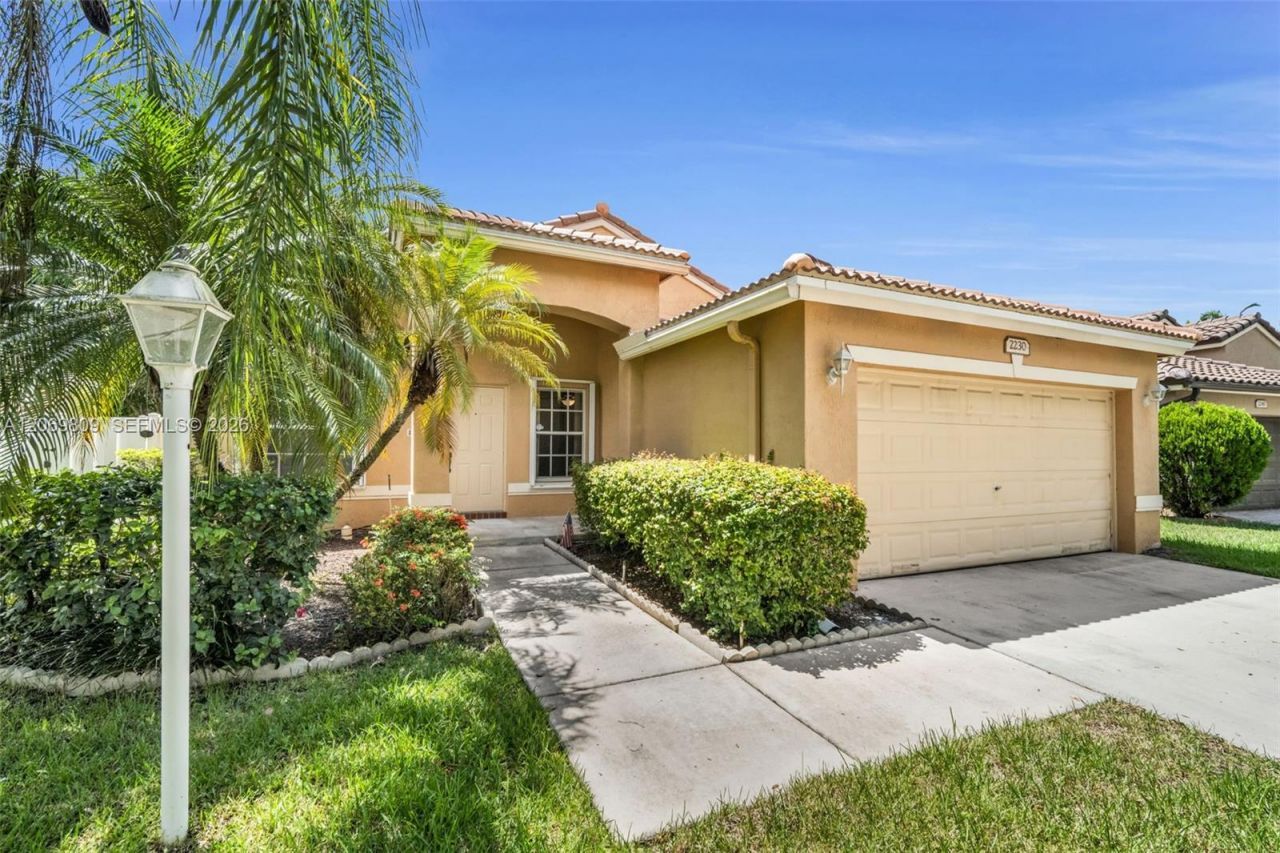 2230 NW 145th Ave , Pembroke Pines, FL 33028 Photo