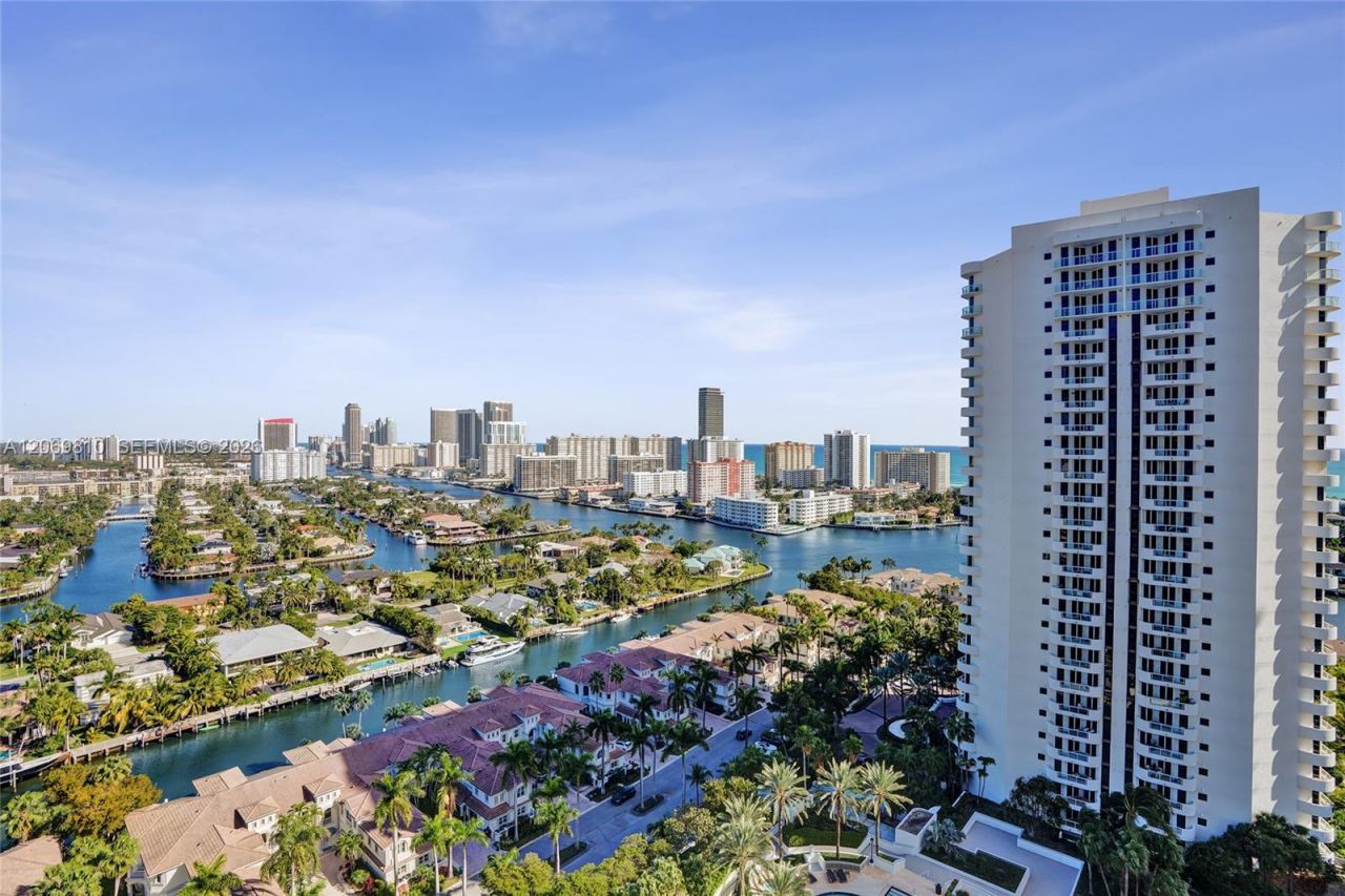 21205 Yacht Club Dr , Unit 2310, Aventura, FL 33180 Photo