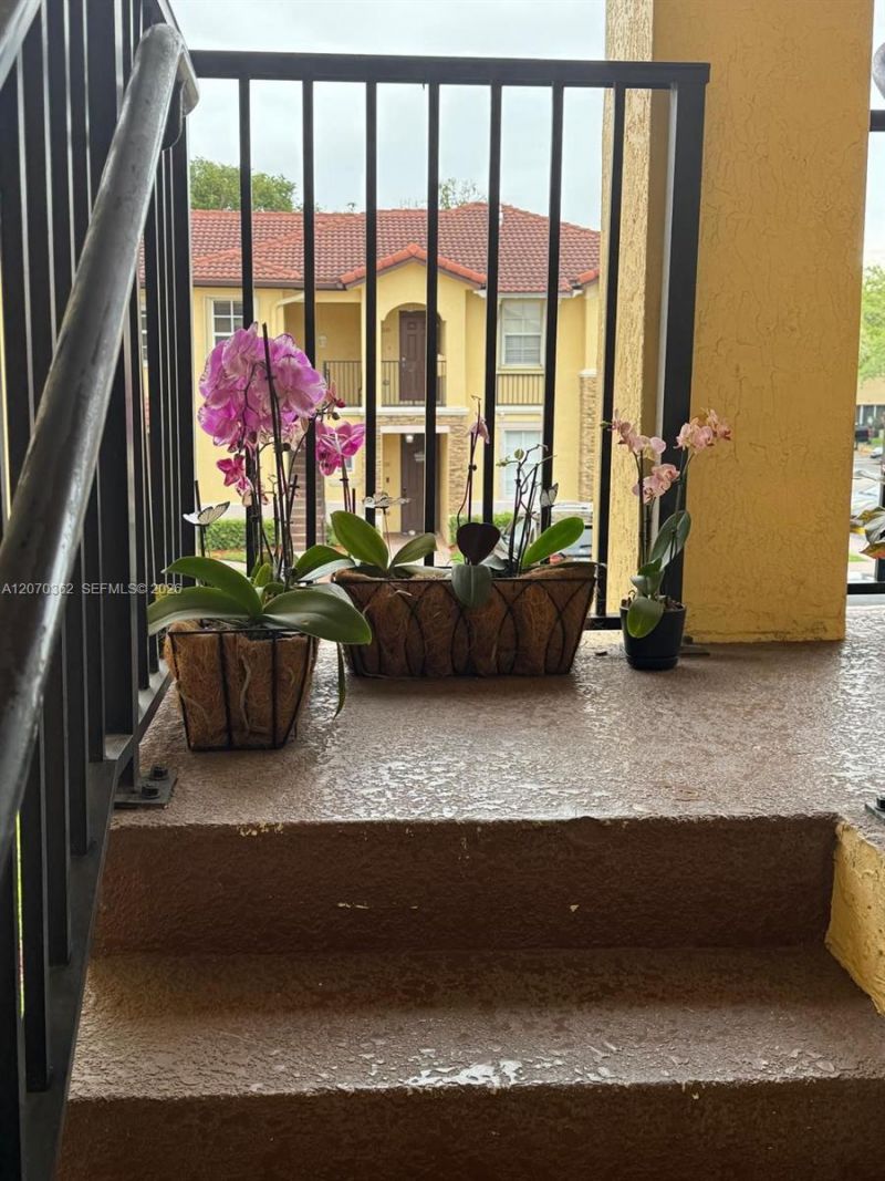 1420 NE 33rd Ave , Unit 201-15, Homestead, FL 33033 Photo