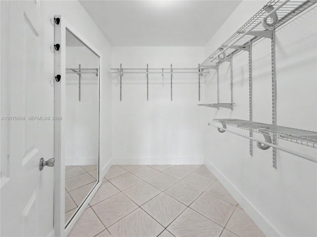 8411 NW 8th St , Unit 102, Miami, FL 33126 Photo