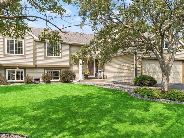 8625 Rosewood Lane N, Maple Grove, MN 55369