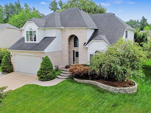 5975 Redstone Court, Ann Arbor, MI 48103