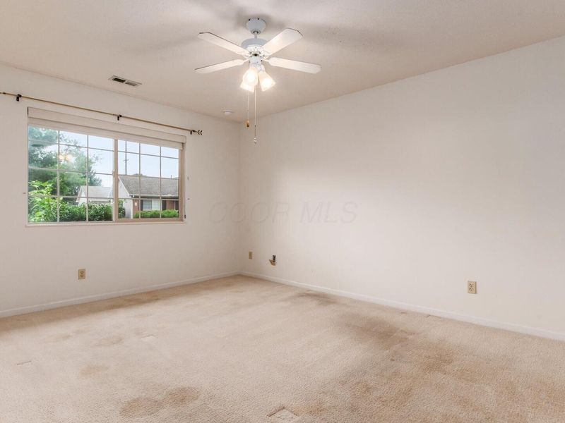 643 Kensington Drive, Heath, OH 43056 Photo 19