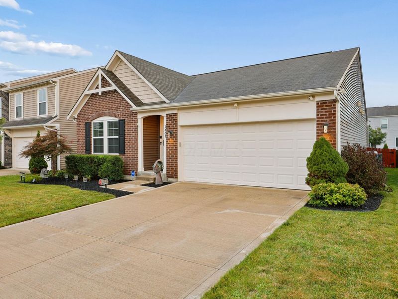 7481 Winding Path Court, Canal Winchester, OH 43110 Photo 2