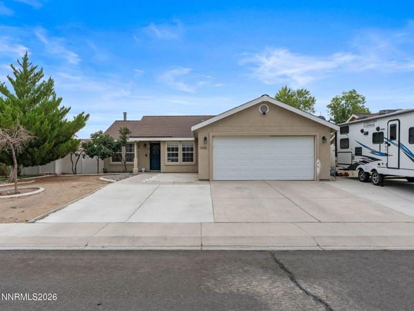 1455 Grey Bluffs Drive, Fernley, NV 89408