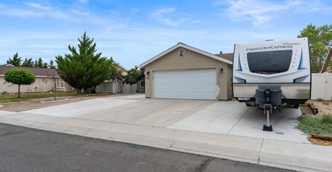 1455 Grey Bluffs Drive, Fernley, NV 89408 Photo