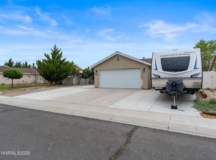 1455 Grey Bluffs Drive, Fernley, NV 89408 Photo