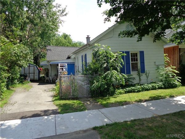 95 Fletcher Street , Tonawanda, NY 14150