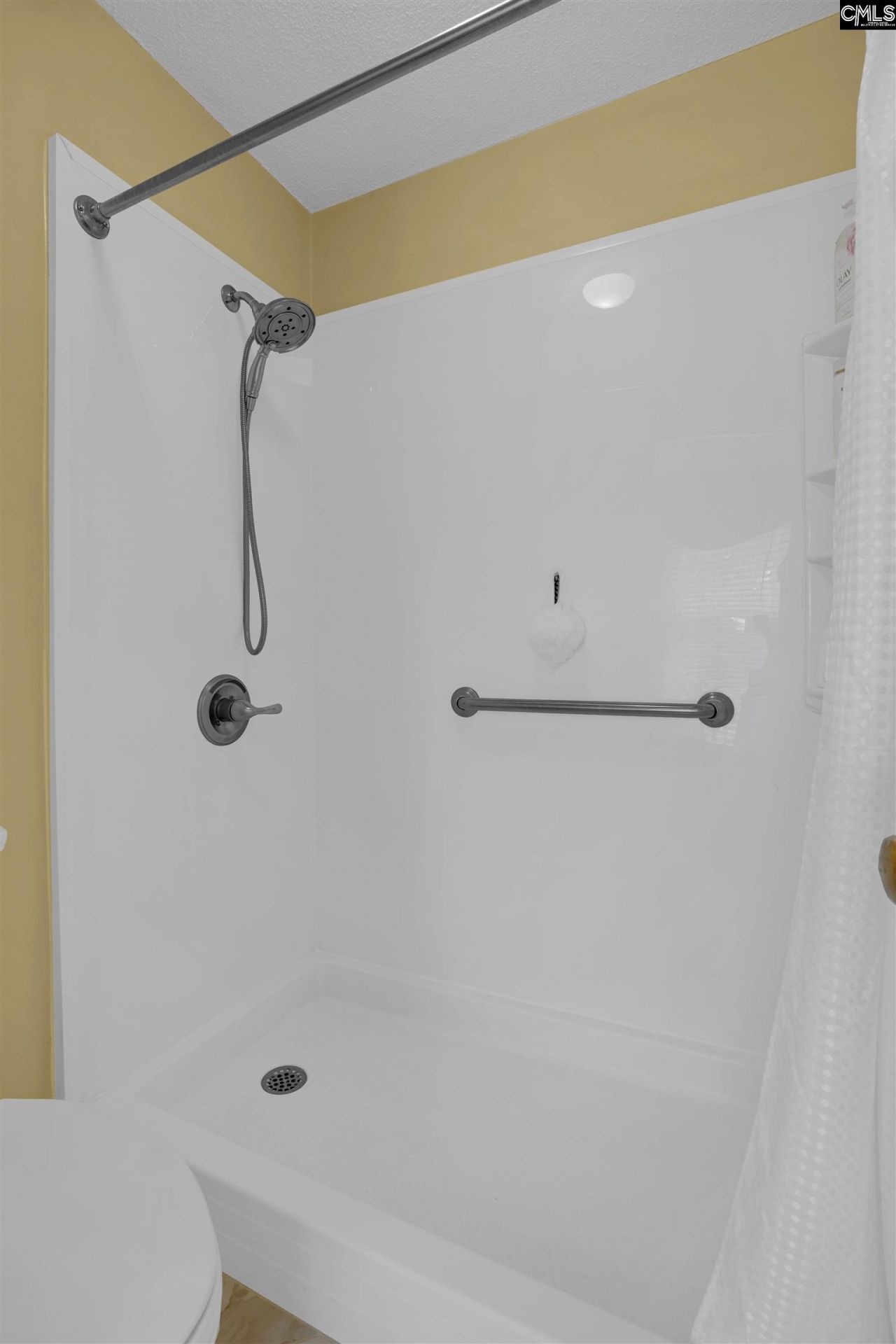 129 Wandering Brook Road Photo 21