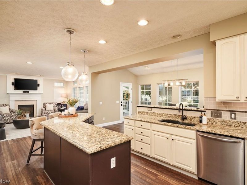 4700 Quincy Drive, Copley, OH 44321 Photo 6