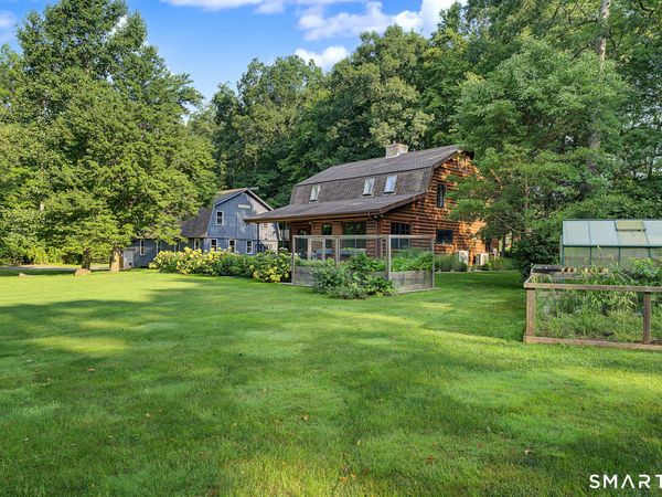 61 Mystic , North Stonington, CT 06359