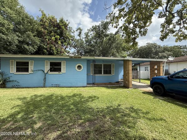 6453 SOLANDRA Drive, Jacksonville, FL 32210