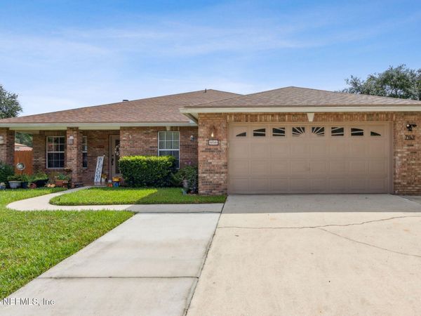 763 ROLAND LAKES Drive, Jacksonville, FL 32220